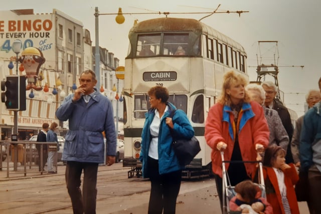 This was probably mid-90s. Can anyone pinpoint where on the seafront it was taken?