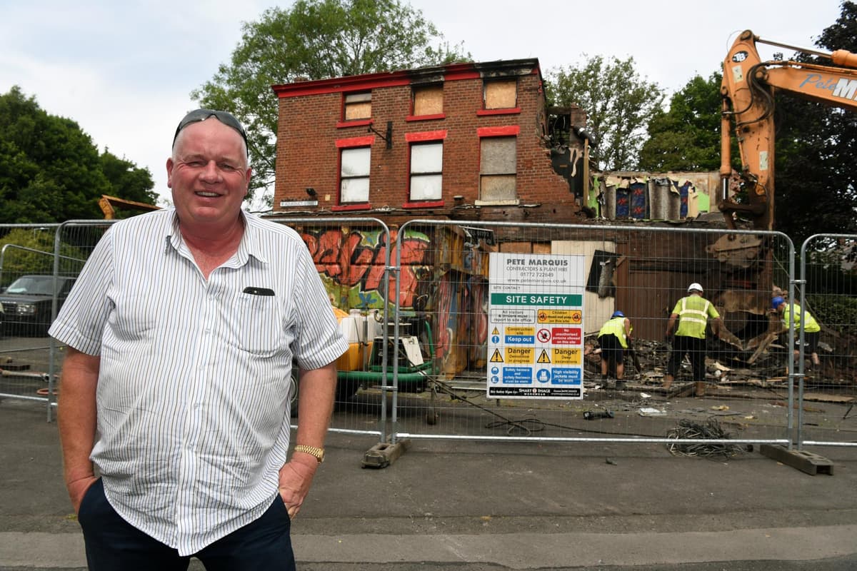 75 56 Heartbreaking tributes paid to 'true gentleman' Pete Marquis after ...