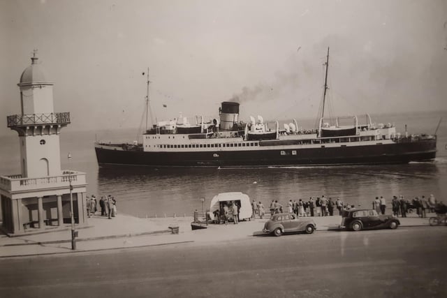 Mona's Queen leaving for the Isle of Man in the 1950s