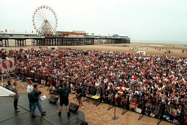 This was 1997 and was the Radio One Roadshow at Blackpool Pleasure Beach