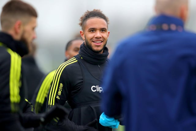 Hull City and Huddersfield Town are among five Championship clubs - alongside Birmingham City, Cardiff City and QPR - interested in Leeds United forward Tyler Roberts (Daily Mail)