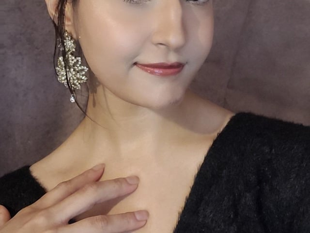 Law school student Mahira, 25.
