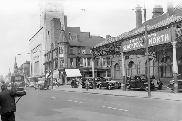 Blackpool North Station, Dickson Road entrance with the Odeon Cinema on the left