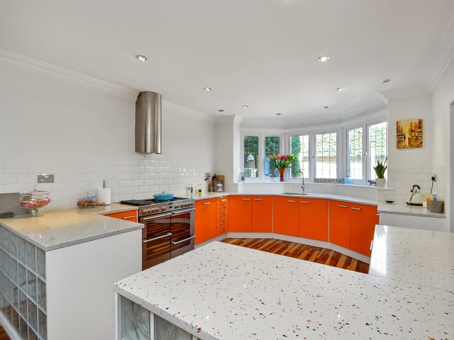 This is Rathgar. A four bedroom home in Portsdown Hill Road, Bedhampton, that is on sale for £1.19m. It is listed by Fine and Country.