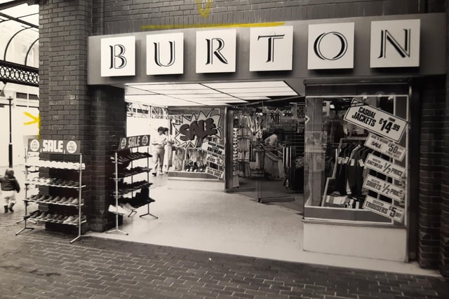 Burton Menswear at the entrance to Houndshill