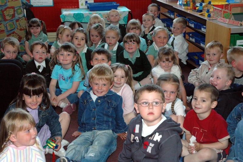 Children were invited for a visit and story before they started at Shakespeare Primary School in September, 2005