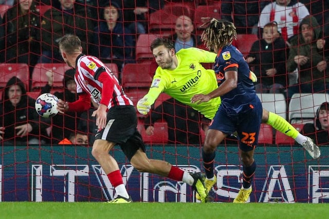 Made some important saves even before his wonder stop right at the death to preserve the clean sheet. Another memorable display at the Stadium of Light.