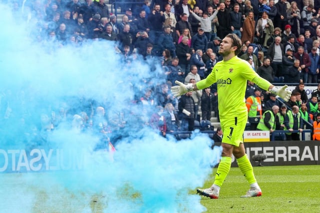 The current number one sees his contract expire this summer, albeit the club do hold the option to extend by 12 months.