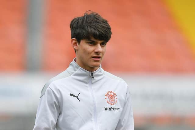 Apter is currently on loan at Glanford Park