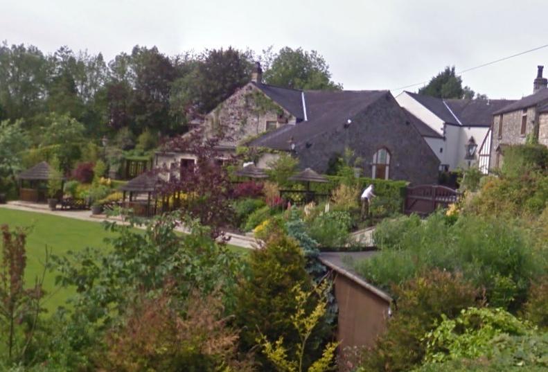 Gibbon Bridge Hotel & Restaurant on Green Lane, Chipping has a 4.7 out of 5 rating from 507 Google reviews and offers outside dining