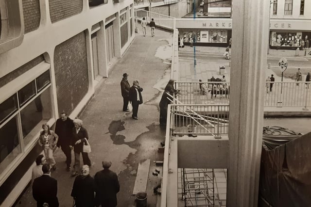 Looks like work was still going on in this photo. Marks and Spencer in the background and C&A to the left in the distance. the footbridge crossed Bank Hey Street and continued to the side of C&A towards Winifred Street