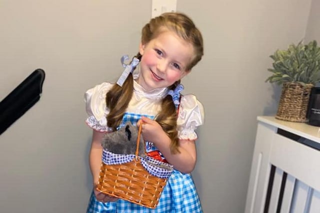 Anna, age 4, as Dorothy. See if you can spot Toto!