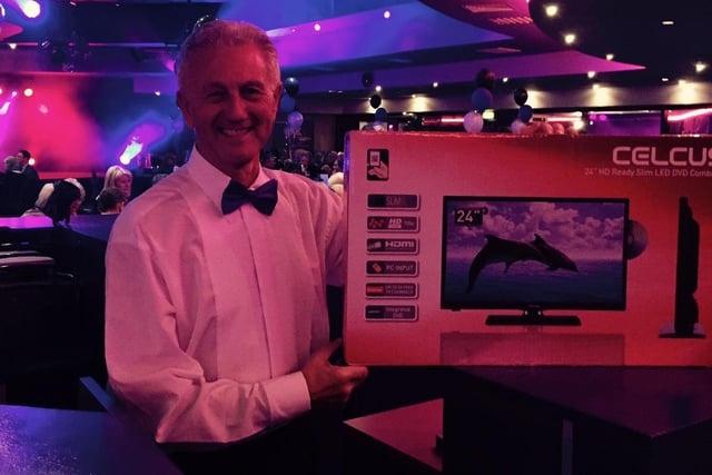 Mr Heywood, winner of the stand-up bingo prize - but which year?