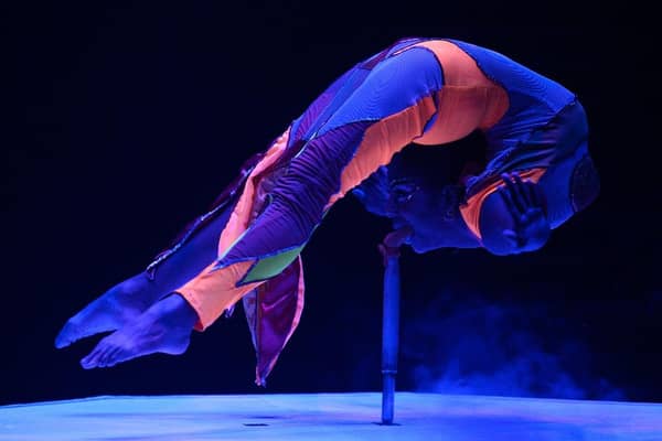 A contortionist's Marinelli bend at Blackpool Tower Circus