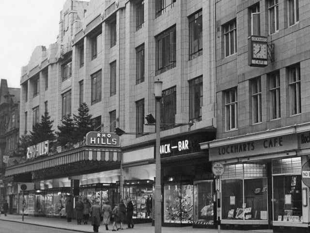 RHO Hills , Bank Hey Street in 1958 the building was destroyed by a disatrous fire in 1967. Later the site was redeveloped and Binns department store traded there until 1987. Initially renamed the Tower Shopping centre it is now part of Houndshill and several high street names occupy the site the latest being Primark