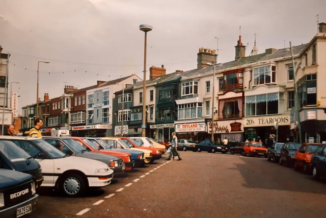 Queen Street in 1991 when it was a shopping district. Today the area is a thriving hub for bars and restaurants