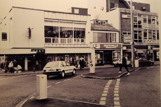 The junction of Abingdon Street and Church Street in 1994. Next, Marshalls Newsagents and Greenwoods can be seen