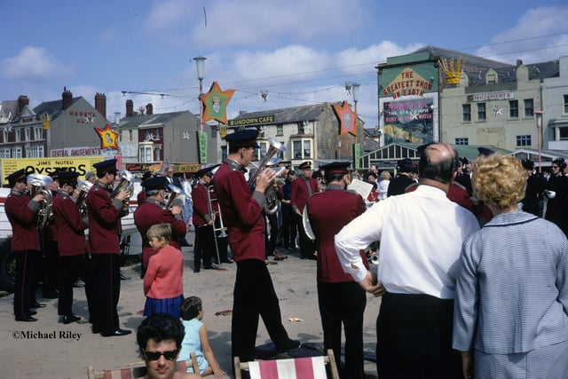 A band entertains the crowds on the seafront