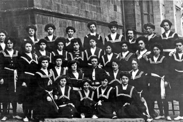 Collegiate Hall Hostel Girls, 1906