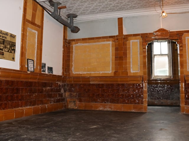 This is the main spa room. It was lined with relaxing beds to soak up the steam