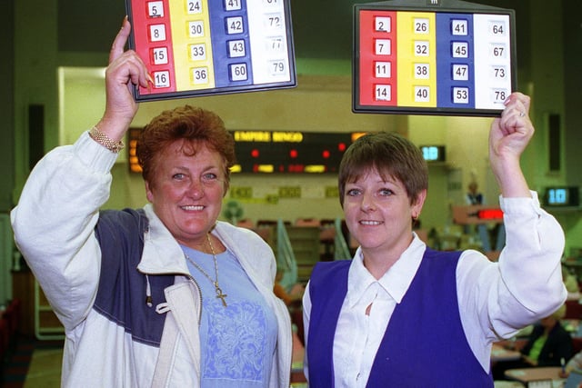 Empire Bingo Blackpool - Elaine Bottomley, and Manager Denise Mason in 1998