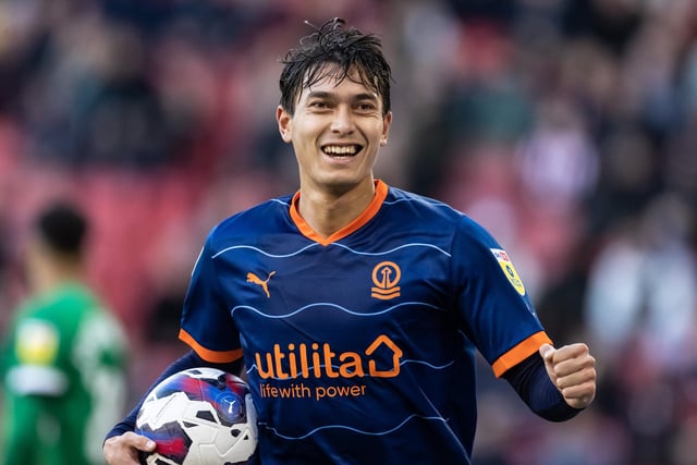 Blackpool's Kenny Dougall celebrates his side's second goal 

The EFL Sky Bet Championship - Sheffield United v Blackpool - Saturday 15th October 2022 - Bramall Lane - Sheffield