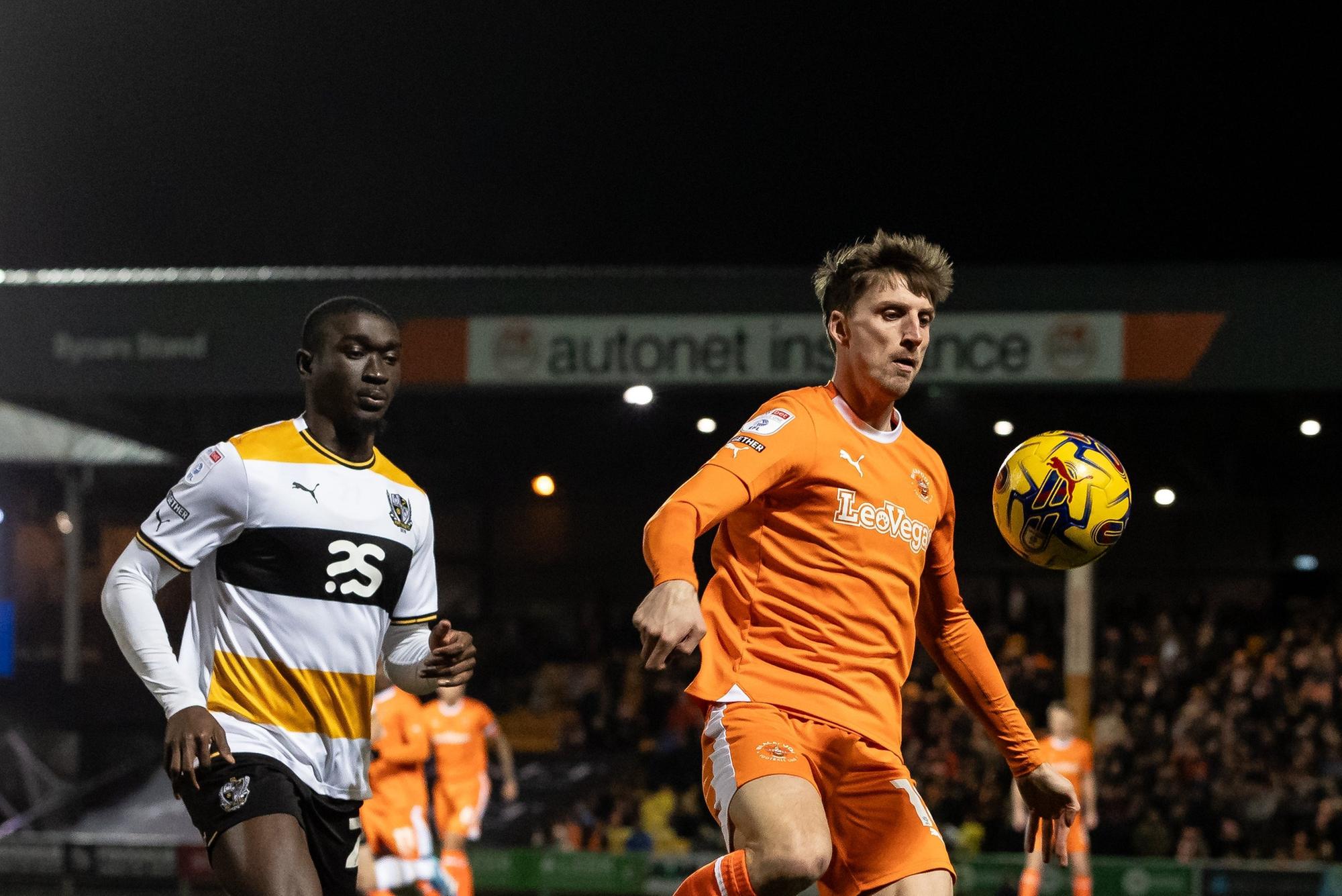 Blackpool striker 'getting closer' as Neil Critchley issues injury ...