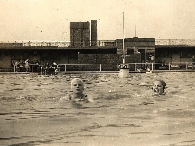Young holidaymakers enjoying a dip in the Fleetwood open air pool, 1946