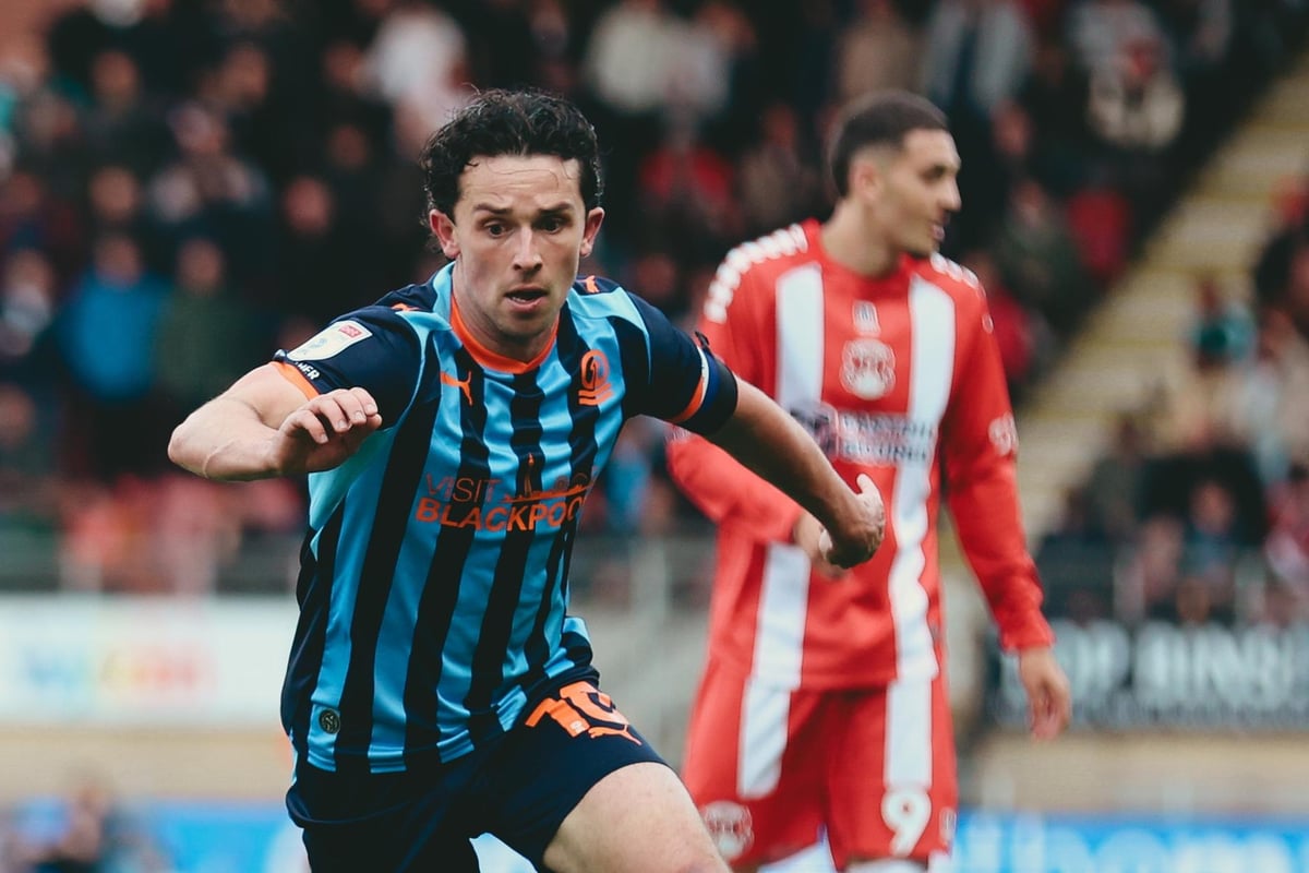 Leyton Orient 2 Blackpool 0: Forrester and Scarlett goals leave Tangerines in drop zone