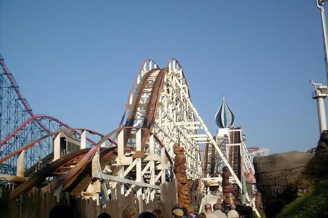 Originally built in 1923, the Big Dipper is a classic wooden rollercoaster suitable for all thrill seekers. With five awesome drops and a host of twisting and banked turns, it is the ultimate woodie coaster. Guests must be at least 117cm tall to ride.
