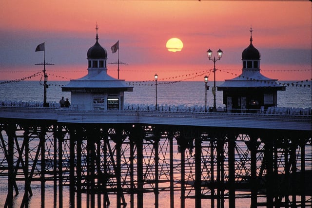 Sunset over North Pier in 2002