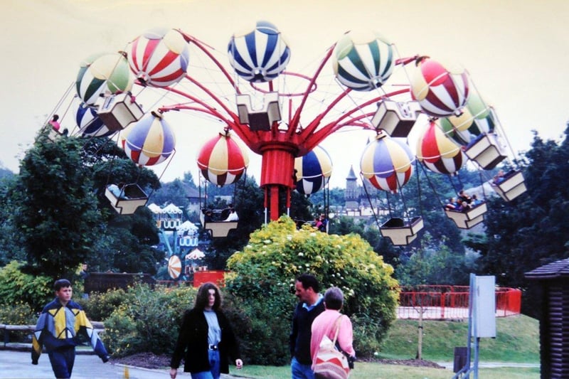 Archive pictures of Camelot Theme Park in the 80s and 90s