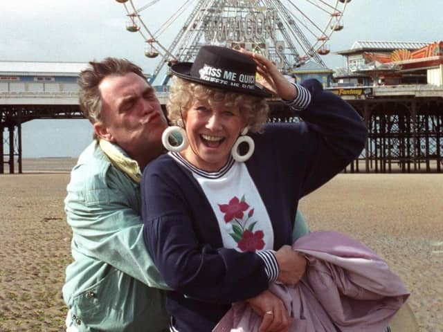 Coronation Street legends Liz Dawns and Bill Tarmey in 1996