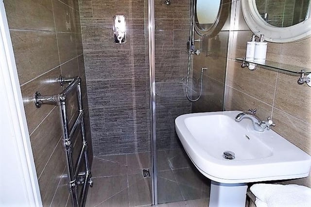Stylish and modern shower room