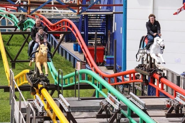 Swing your leg over your very own horse and buckle up ready for a race with jumps, twists and turns. The Steeplechase is a one of a kind three lane steel coaster where there can only be one winner. Guests must be over 127cm tall to ride.