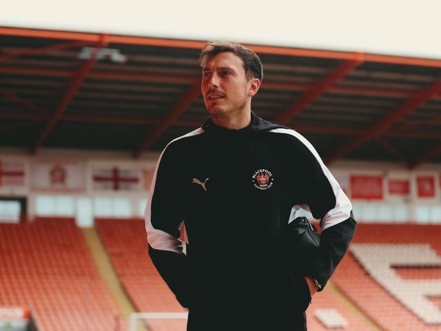 Josh Earl was on hand with some strong challenges on his first outing in Tangerine, and will look to grow more into the role on the left over the next few weeks. His height will certainly be a great asset.