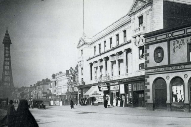 This is a super old picture of Fairyland at the junction of Central Promenade and Chapel Street in 1925. The building with the white facade once housed the Ritz Cinema
