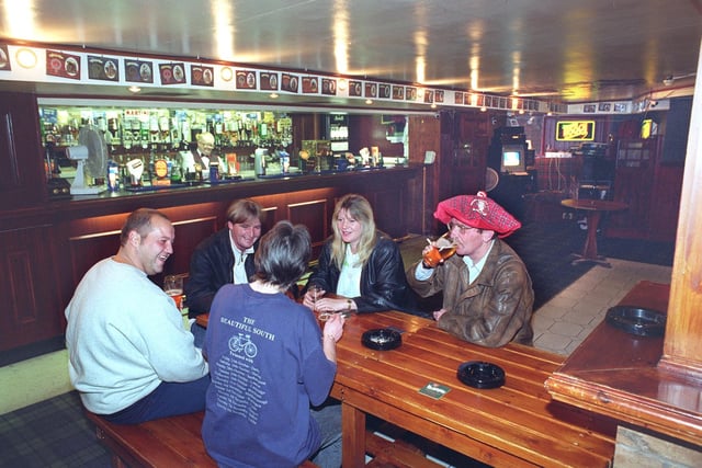A pint n The Crazy Scots Bar, 1997