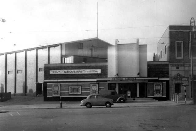 This rare photo shows the Oxford Cinema at Oxford Square