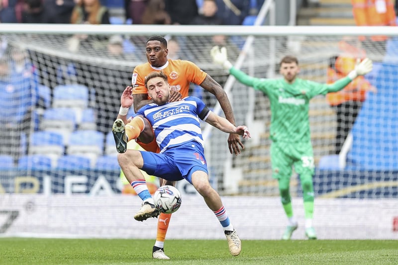 Both Marvin Ekpiteta and James Husband were at fault for Smith's goal, with the pair leaving the Reading man unmarked.