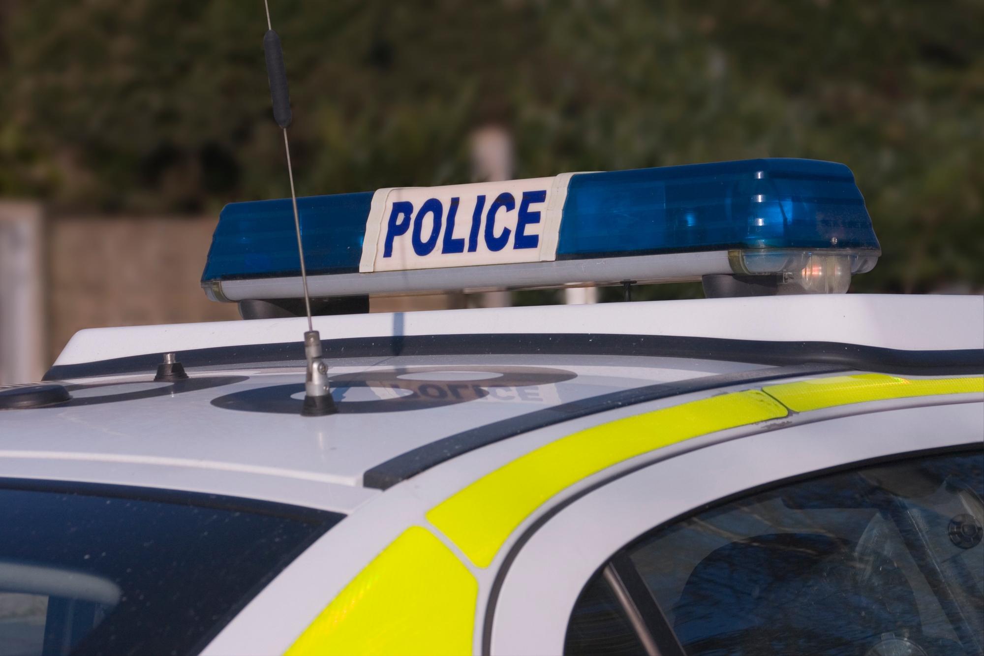 Armed police arrest man and woman after £1,000 of cash and suspected drugs found in car in Blackpool