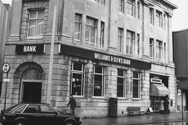 Williams and Glynn Bank, Talbot Road, Blackpool, January 1984