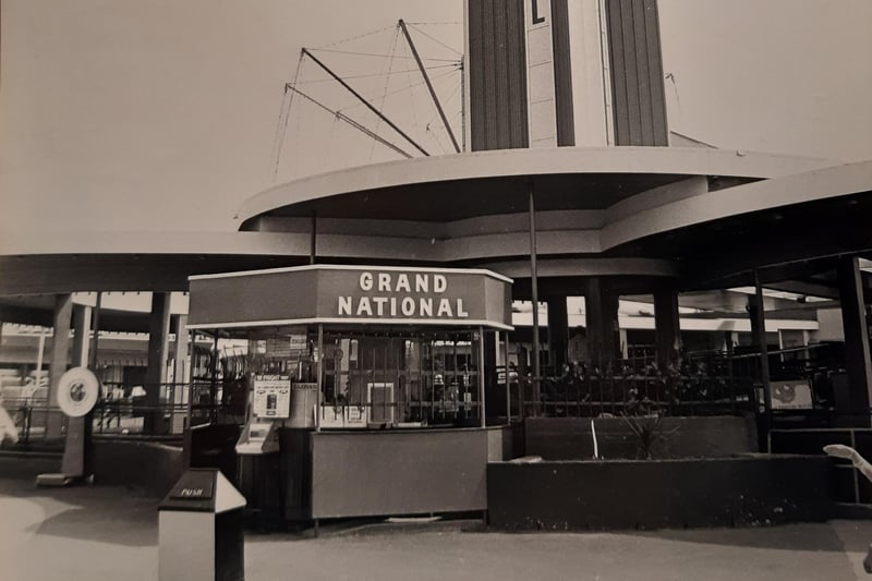 The entrance to the Grand National ride in 1987