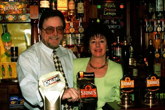 Jim and Linda Elliot at the Cherry Tree pub, Carterknowle Road in 1997