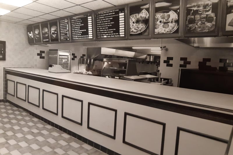 This was THE place to go after spilling onto the streets from Blackpool's nightclubs. Burgerdome in Talbot Road, 1990
