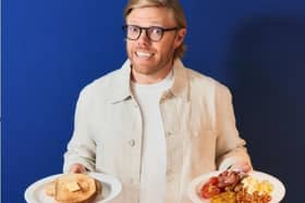 Holiday Inn Express launches the “The Great Wake Up Debate,” led by comedian Rob Beckett, weighing in on everything from serial snoozing and shower schedules to the bedtime rituals people swear by.