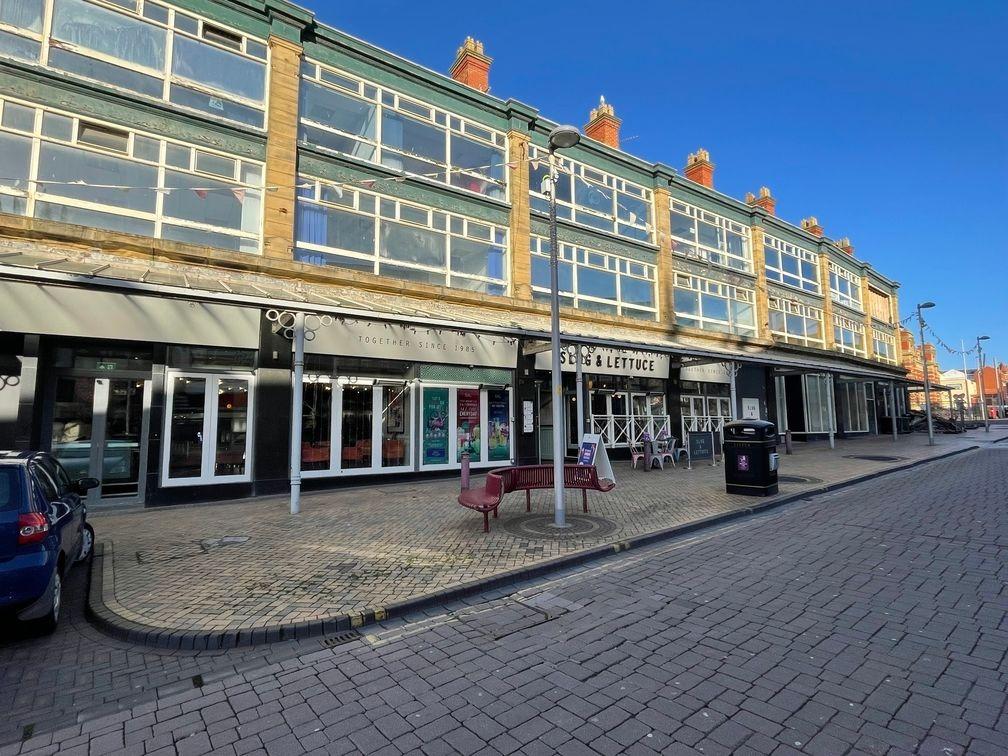 Pub chain Stonegate Group issues update on future of Slug and Lettuce ...