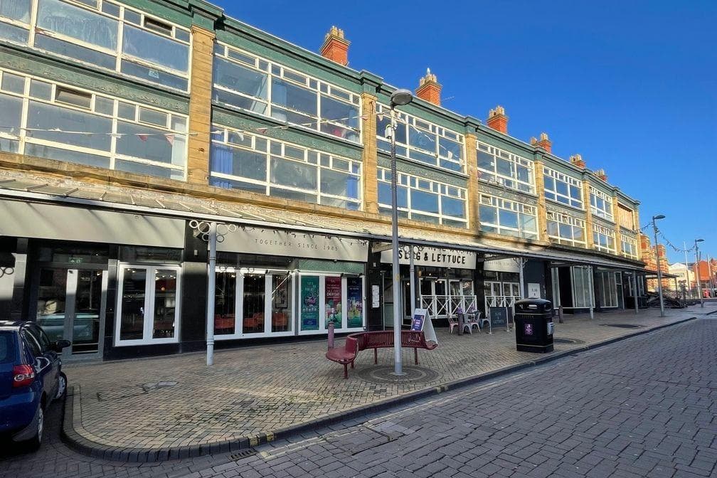 Food Chain Problems Pub chain Stonegate Group issues update on future of Slug and Lettuce ...