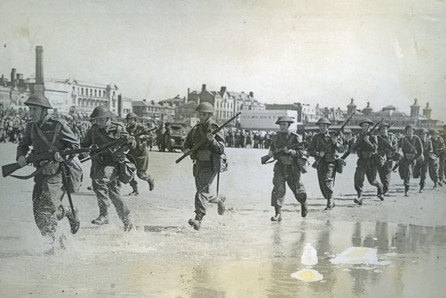 Blackpool Home Guard training on the beach, October 1940