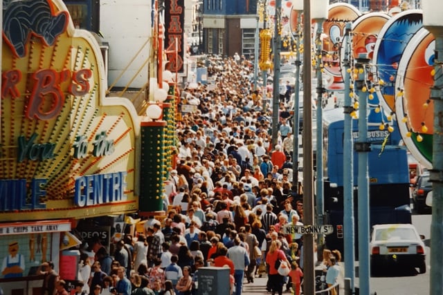 Blackpool's bumper Golden Mile crowds in 1995
